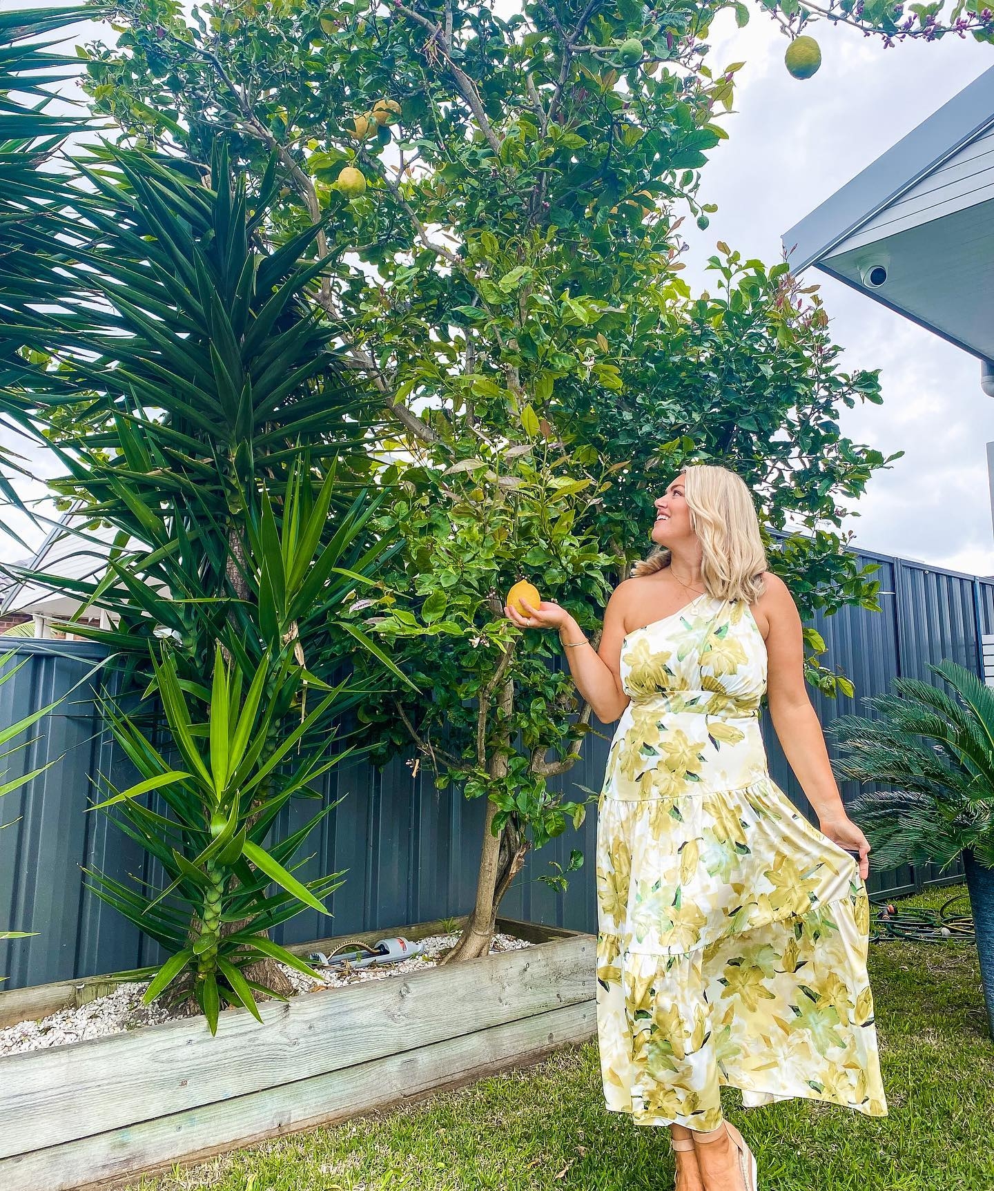 Toperth One-Shoulder Yellow Floral Maxi Dress photo review