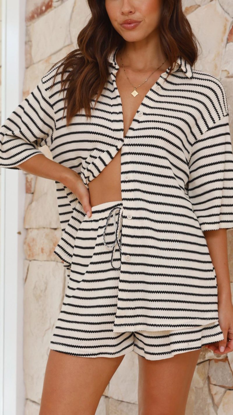 Toperth Black Striped Waffle Knit Two - Piece Set – Toperth