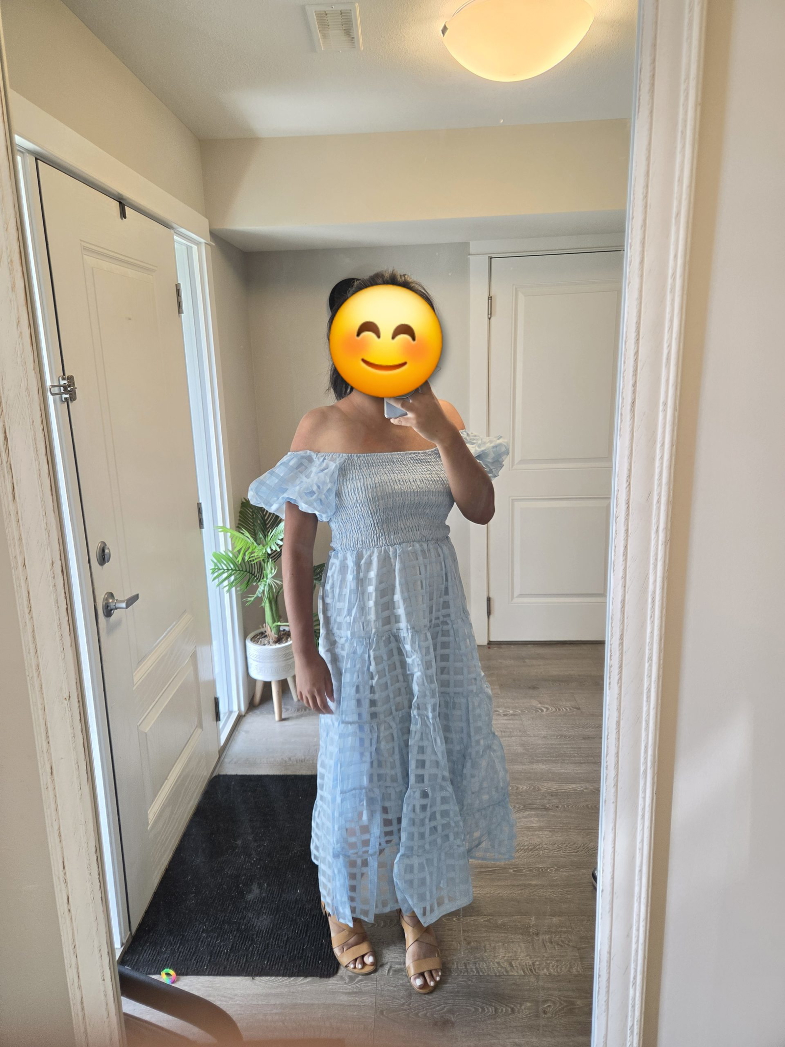 Κάντε κλικ για προβολή σε πλήρη οθόνη Toperth Blue Off-Shoulder Shirred Puff Sleeve Maxi Dress photo review
