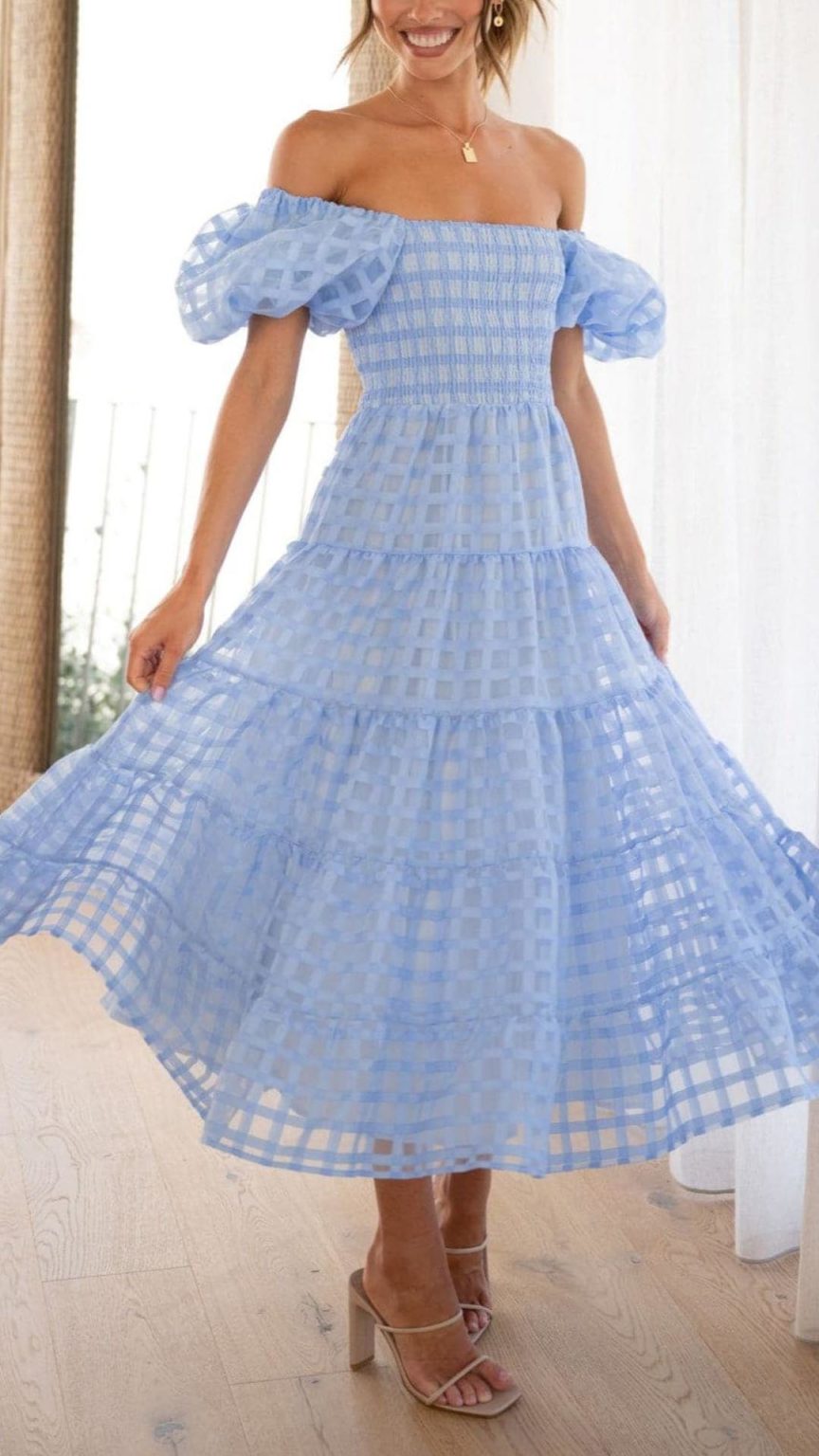 Blue Feather Sleeves Chique Maxi (L)