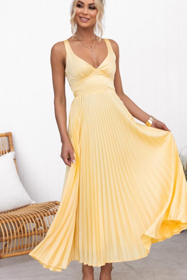 Toperth Yellow Pleated V-Neck Maxi Dress
