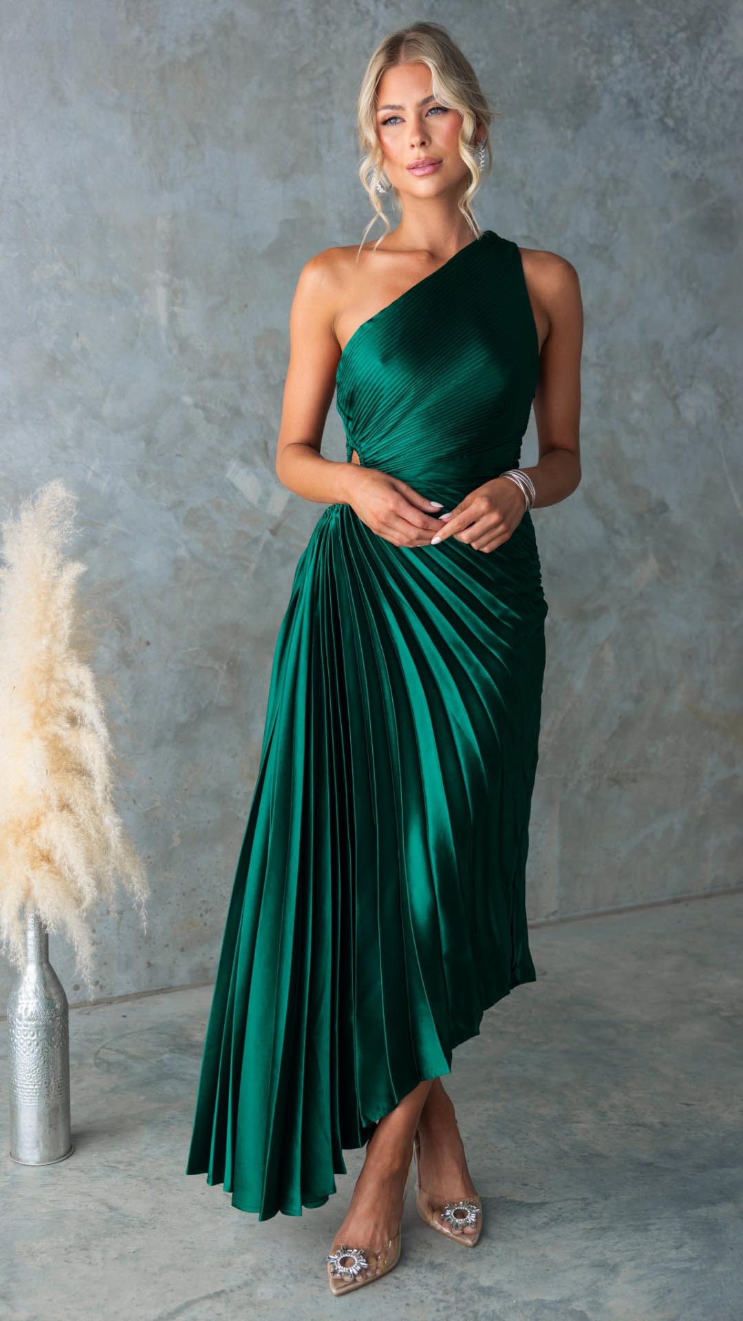 【PORTERNA】Meli mid-length one piece Toperth Forest Green Pleated One-Shoulder Maxi Dress – Toperth