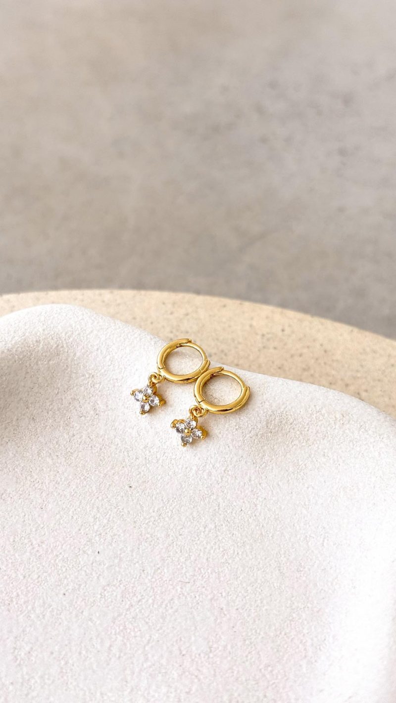 Toperth Gold Floral Drop Huggie Earrings &ndash; Toperth