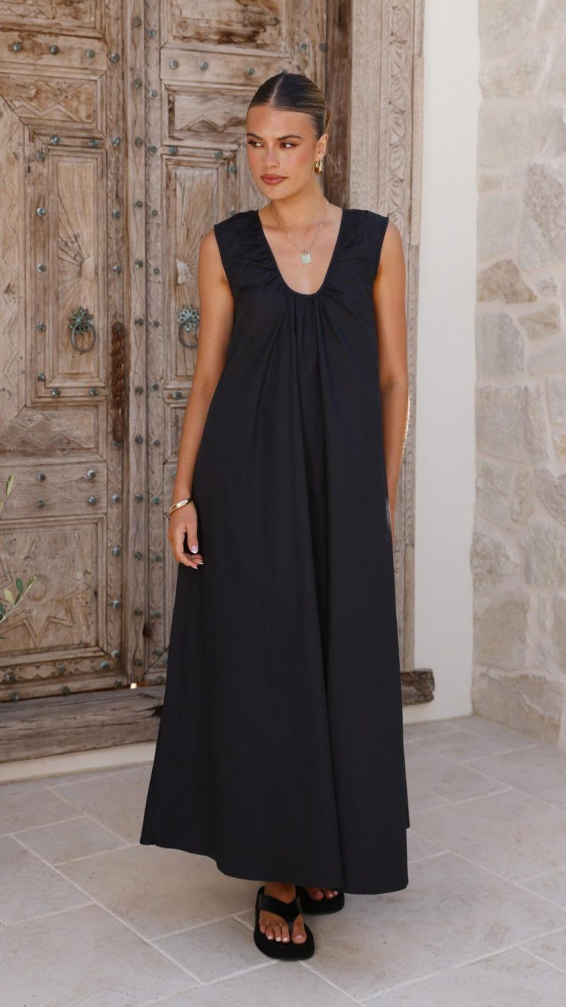 Toperth Black Gathered-Neck A-Line Maxi Dress &ndash; Toperth