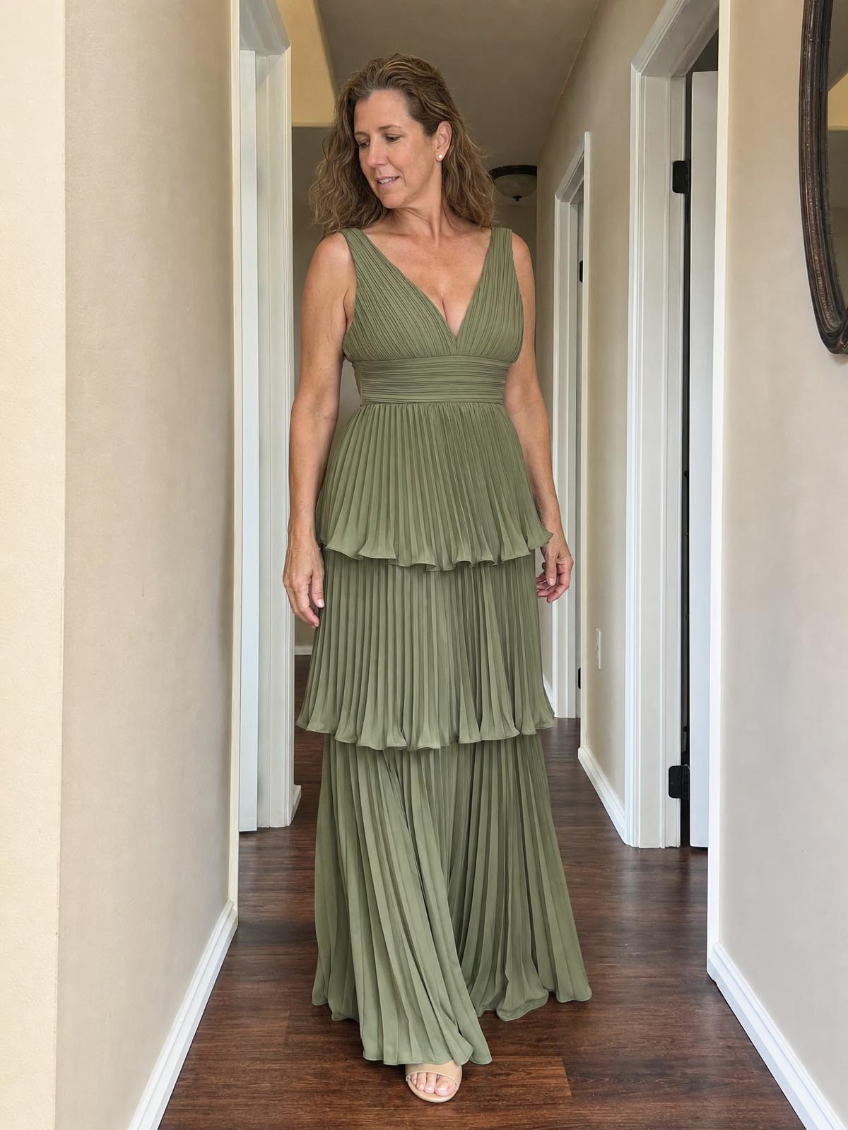 Κάντε κλικ για προβολή σε πλήρη οθόνη Customer review image for Toperth Olive Tiered Ruched V-Neck Maxi Dress